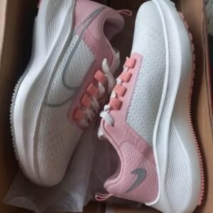 Mixed tennis pallet available